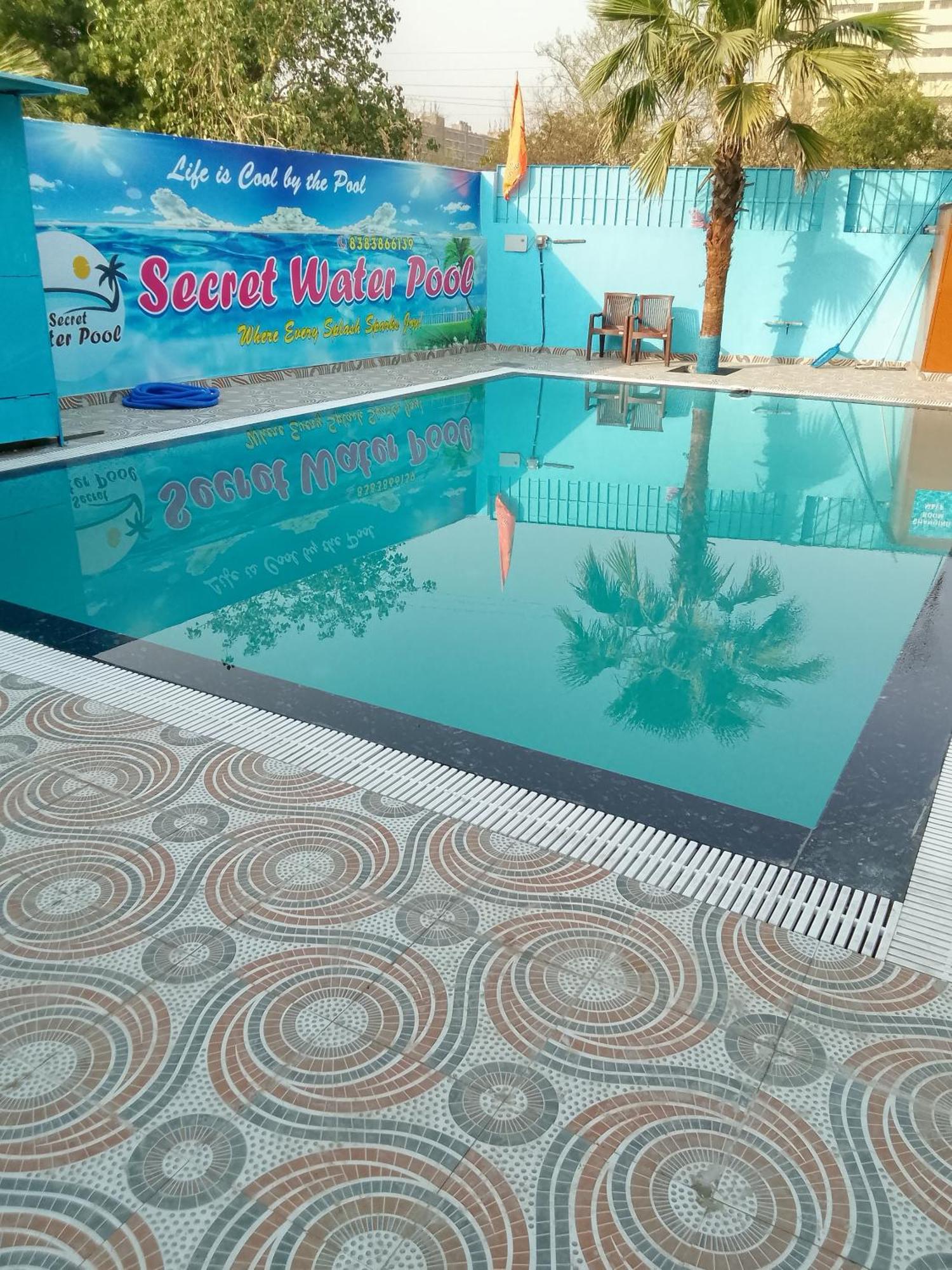 Secretwaterpool And Rooms Greater Noida Exterior foto